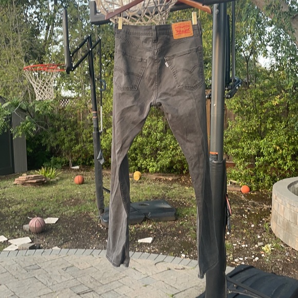 Levi Straus&CO - Picture 2 of 2